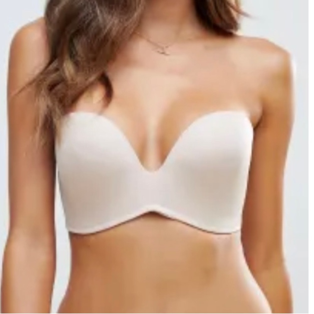 ASOS Wonderbra Ultimate Strapless Bra Size 32B